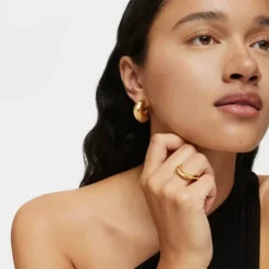 Anillo pequeño con baño de oro de 18 kt sobre plata Galia Basics^TOUS Online