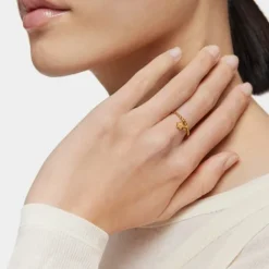 Anillo pequeño con baño de oro de 18 kt sobre plata y topacio Grain^TOUS Clearance